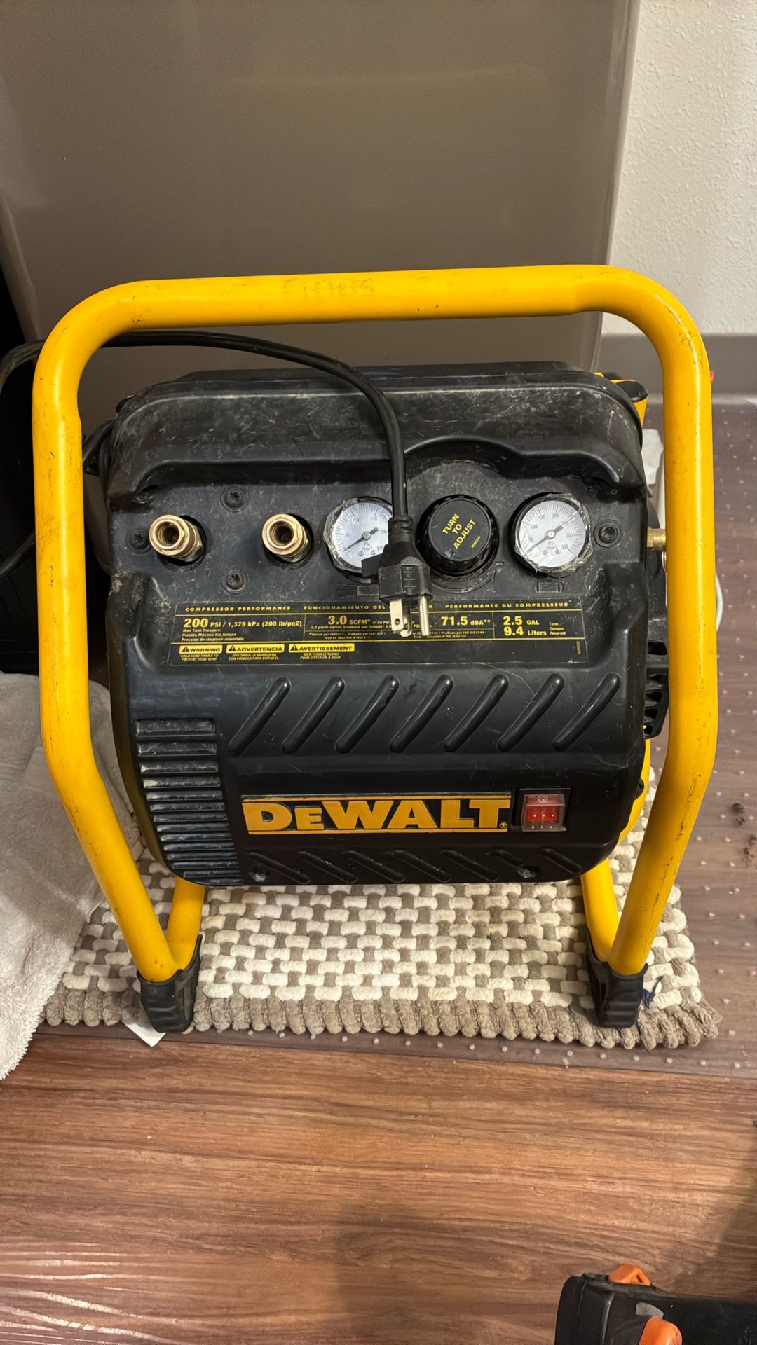 Dewalt Air compressor