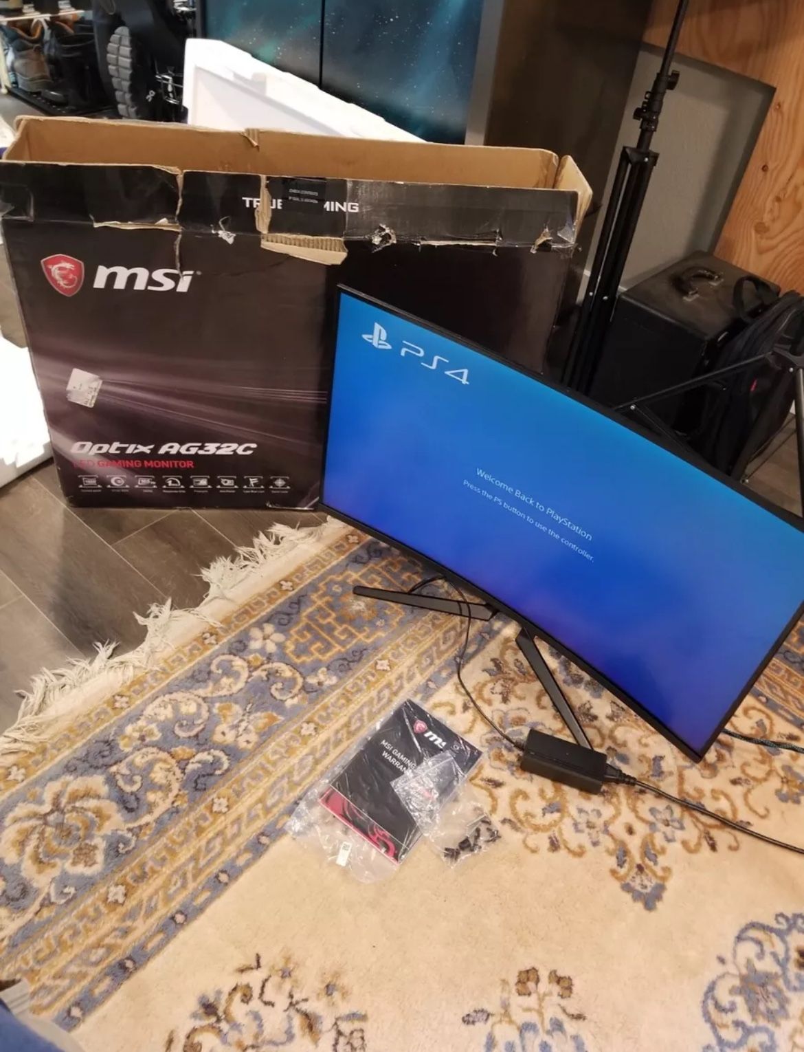 MSI Optix AG32C - 32" Widescreen Curved LED Gaming Monitor Gamer Screen Wide