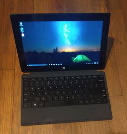 Microsoft Surface Pro Touchscreen Intel Core i5 CPU 128GB SSD Windows Pro OS