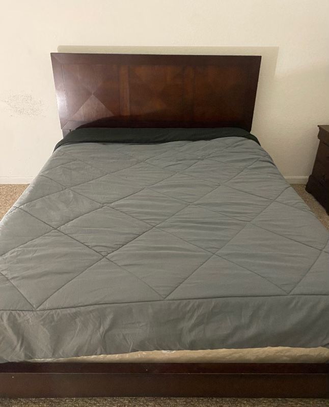 Dark Wood Queen Bedroom Set - Only Bed Frame & Dresser