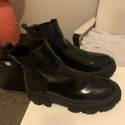 Black Unisex Boots | Size 11