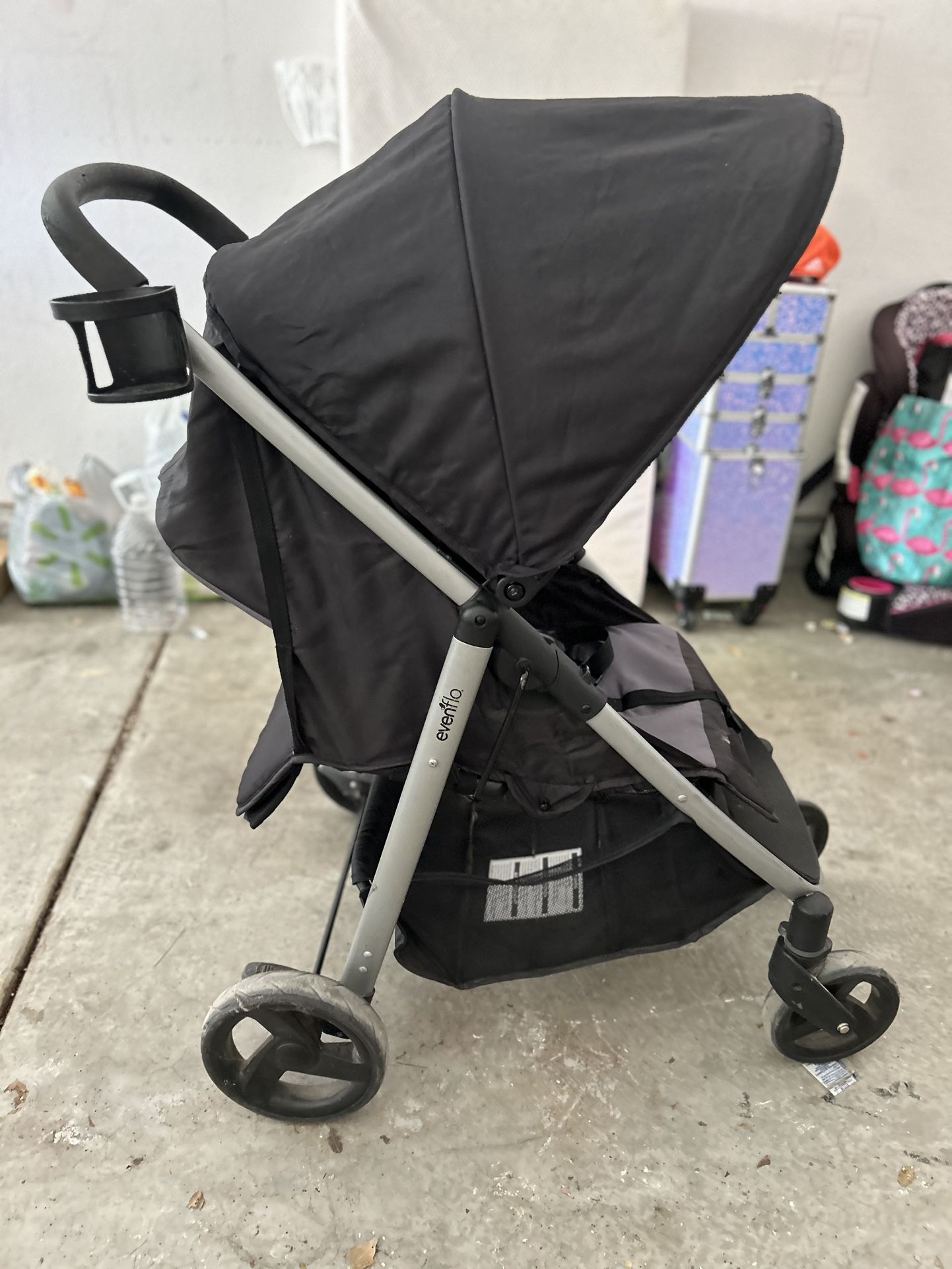 STROLLER 