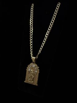 22” 10k 21.6G Cuban Link Chain, Two Tone With Nice Decorative Catholic Pendant