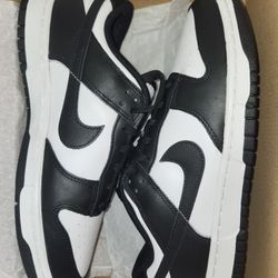 Sz. 10 Men's Panda Dunk Nike Low Retro NEW