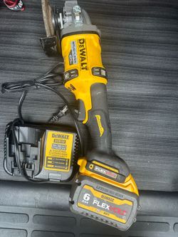 60 v Dewalt grinder excellent condition