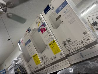 Brand new Insignia portable AC 3 in 1 8000 btus 350 sq ft