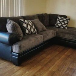 Kumasi 2 Pieces Sectional Financing Available By ASHLEY 
