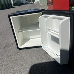 Small Refrigerator 