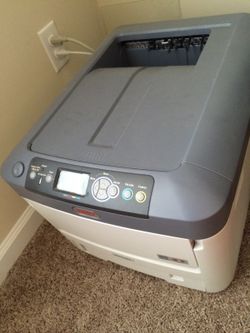 OKIDATA c711wt almost new
