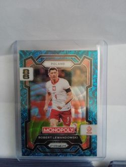 Robert Lewandowski FIFA Prizm