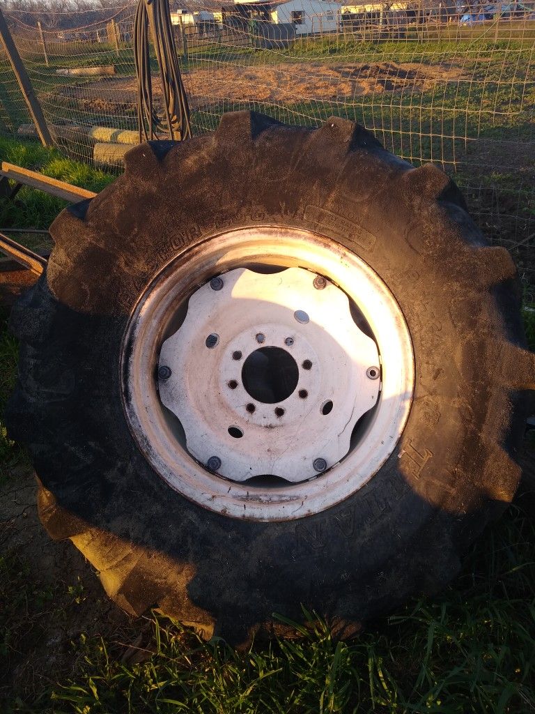 2 Tractor Tiers