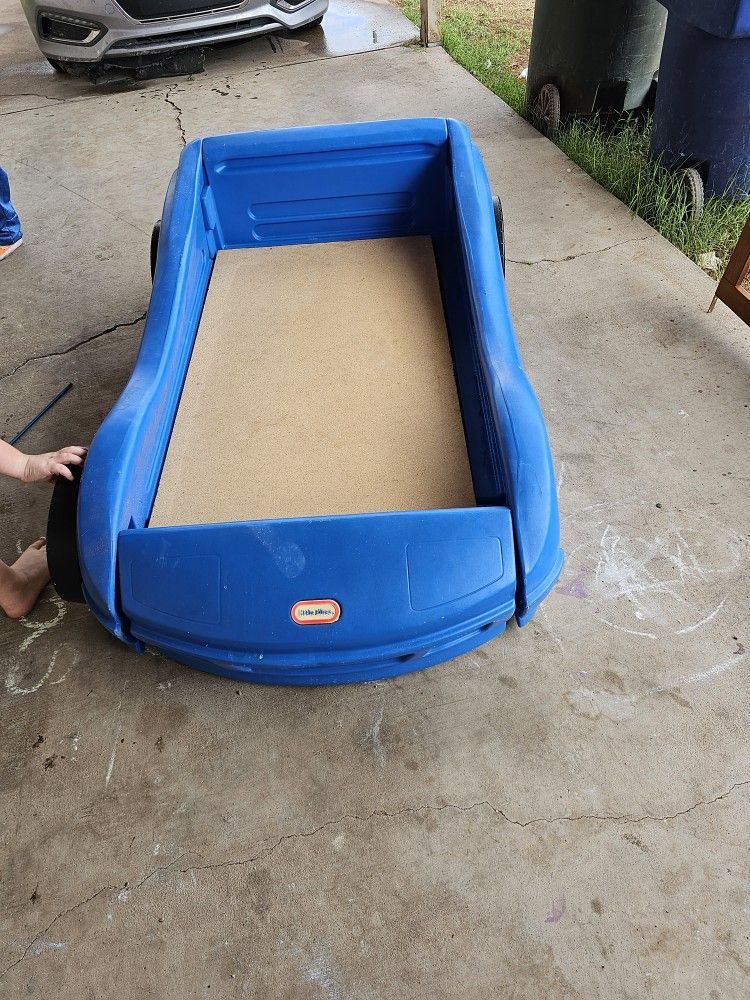 Toddler Car Bed