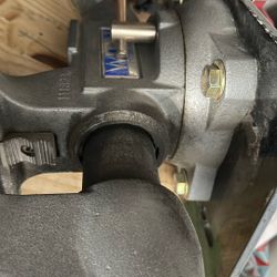 Table Vice Clamp  Will Trade For A Tool Box