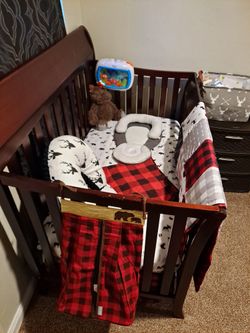 Crib And Crib Set