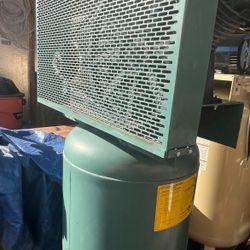 Air Compressor 