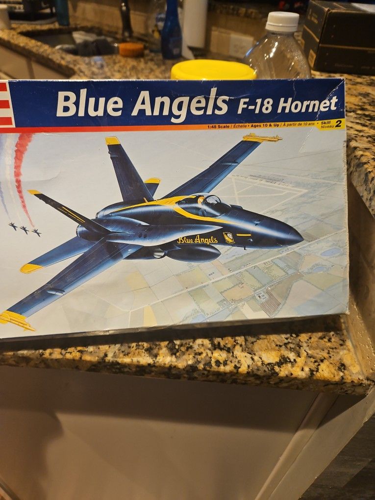 Revell Blue Angels F-18 Model 1:48 Scale