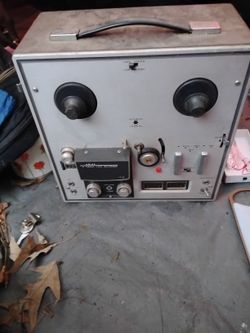 Akai 1710 4 Track Tape Recorder