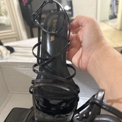 Fashion Nova Heels Size 8 