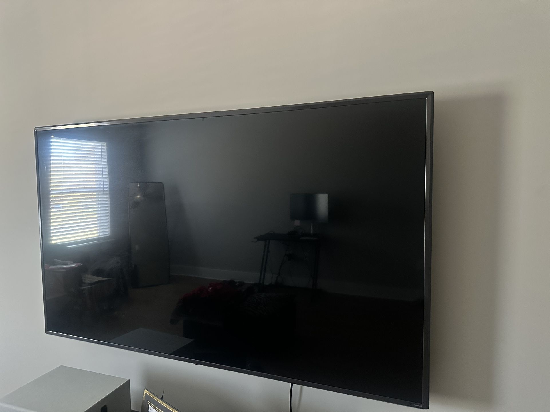 75in LG Smart TV
