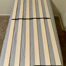 Slightly Used - Wood Bunkie board slats (Twin)