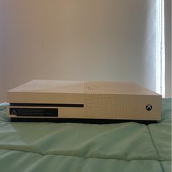 Used Xbox One S 2020