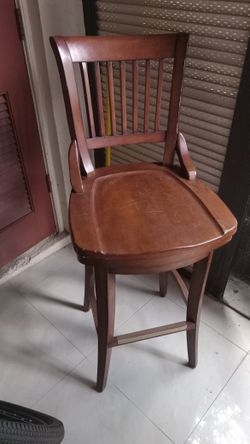 CHAIR-(((Spins 360°))) REAL WOOD 