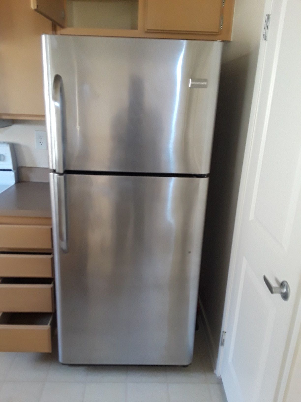 Frigidaire fridge stainless steel