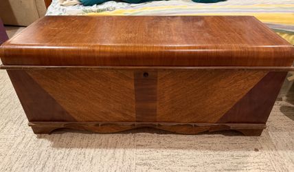 Cavalier Hope chest