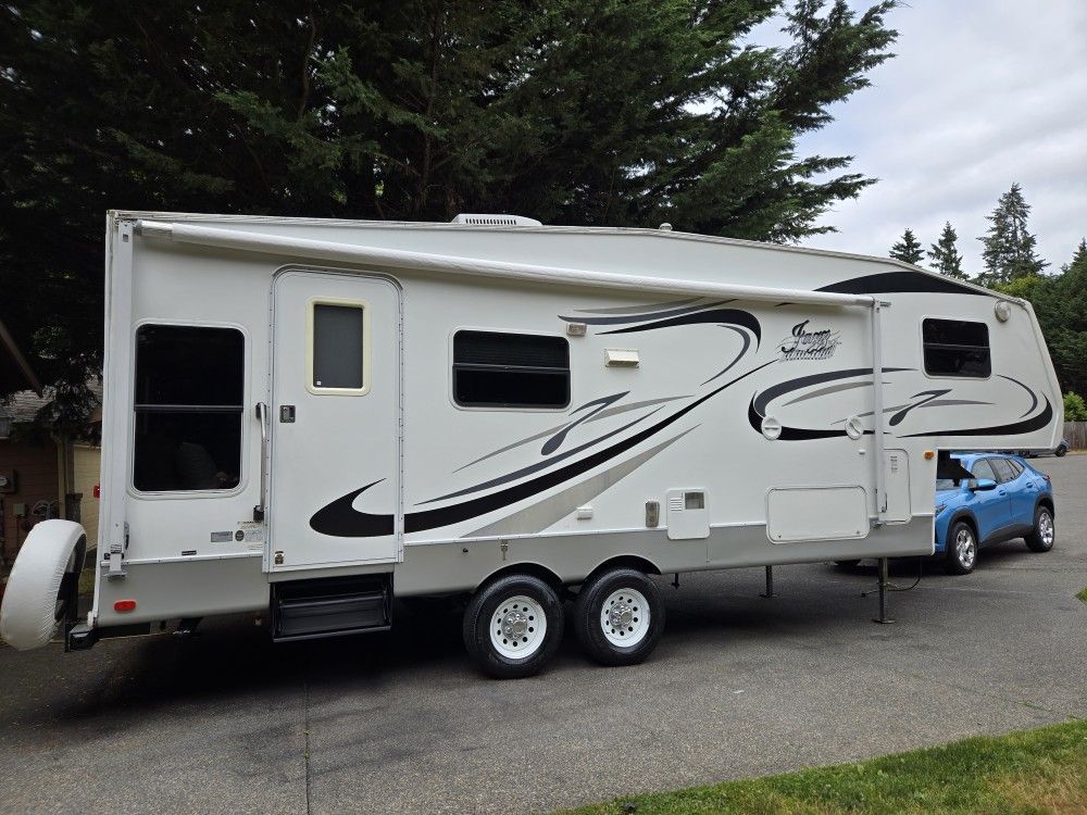 2006 Thor 26ft jazz