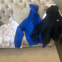 Nike Hoodies - Youth XL