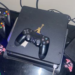 PlayStation 4
