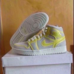 W Air Jordan 1 Mid LX Off White Opti Yellow Size 10W Brand New