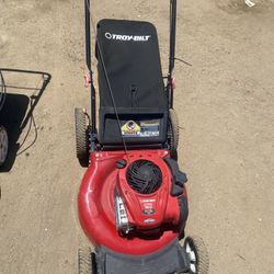 Lawnmower With Bag