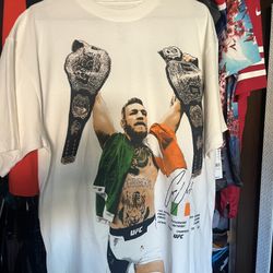 UFC Men’s Large Shirt 