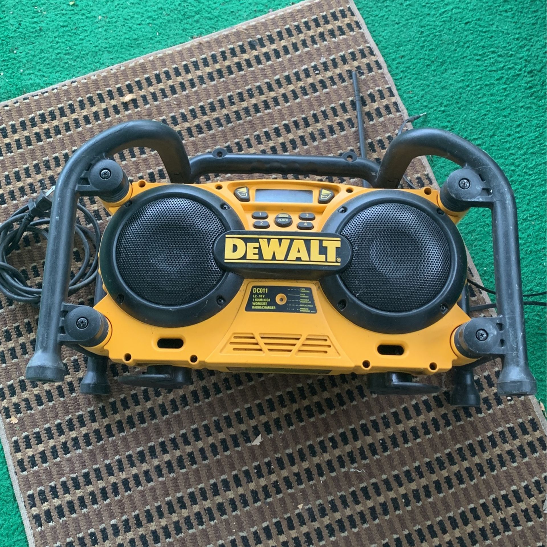 DeWalt Construction Radio