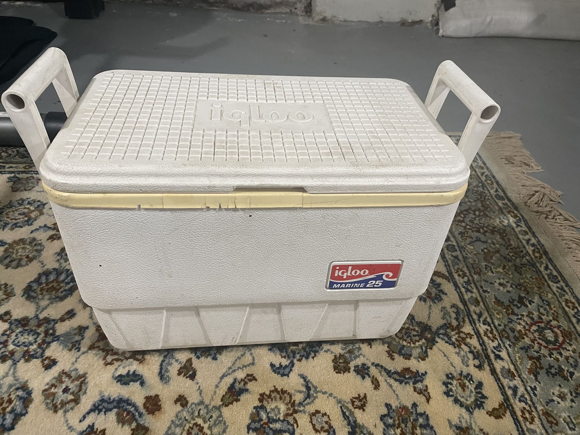 Igloo Marine Cooler