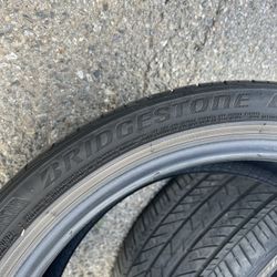 Bridgestone tires 235/40R19