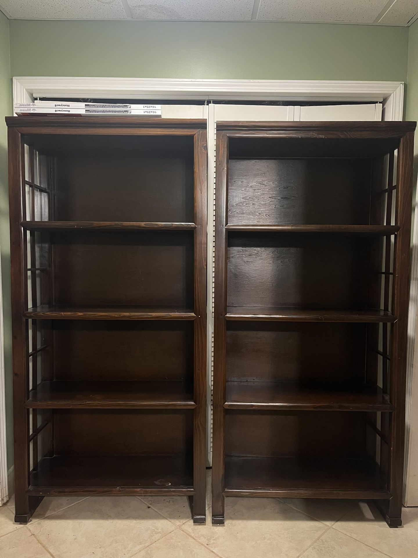 Book Shelves