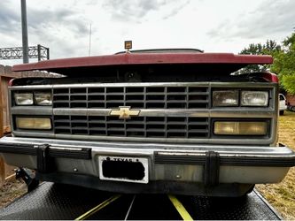 Grille and bezels / 89 Chevy Suburban