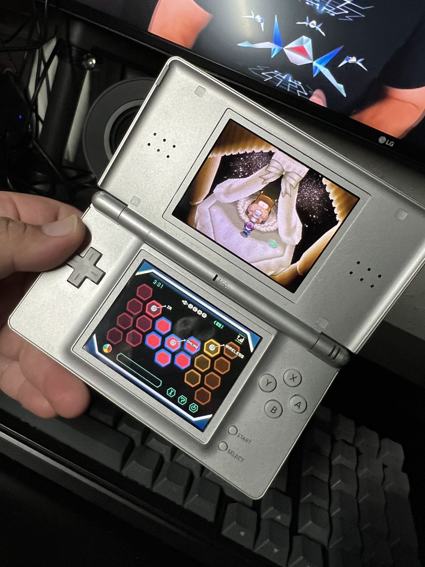 Silver Nintendo DS