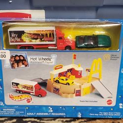 Vintage Hot Wheels 5 Pack / Playsets / Gift Pack