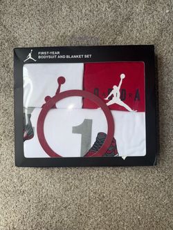 Nike Air Jordan First-Year Baby Bodysuit Blanket Milestone Gift Set Red Boy 0-12. Box has damage but hasnt been opened