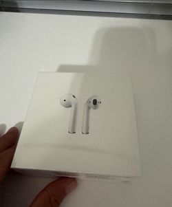 Apple AirPods 1st generation Wireless Charging Case