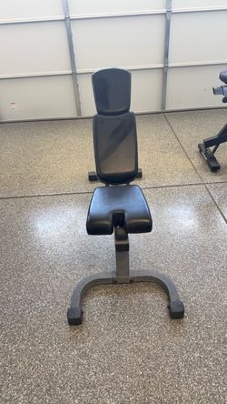Weight lifting bench