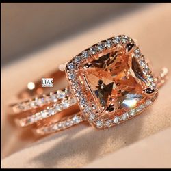 New 18k Rose Gold Wedding Ring Set 