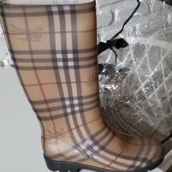 Burberry Rain Boots $120