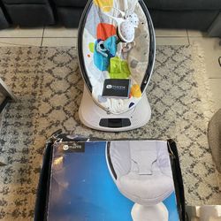4moms mamaRoo Swing Multi Color Like New! EXCELLENT CONDITION WORKS AMAZINGLY  MISSING ONE BALL AS PICTURED WILL COME DISASSEMBLED IN BOX WHEN PICKED 