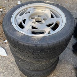 3 Chevrolet Corvette Wheels and Tires