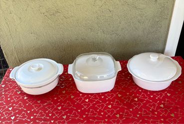White Casserole Dish Set with Lids