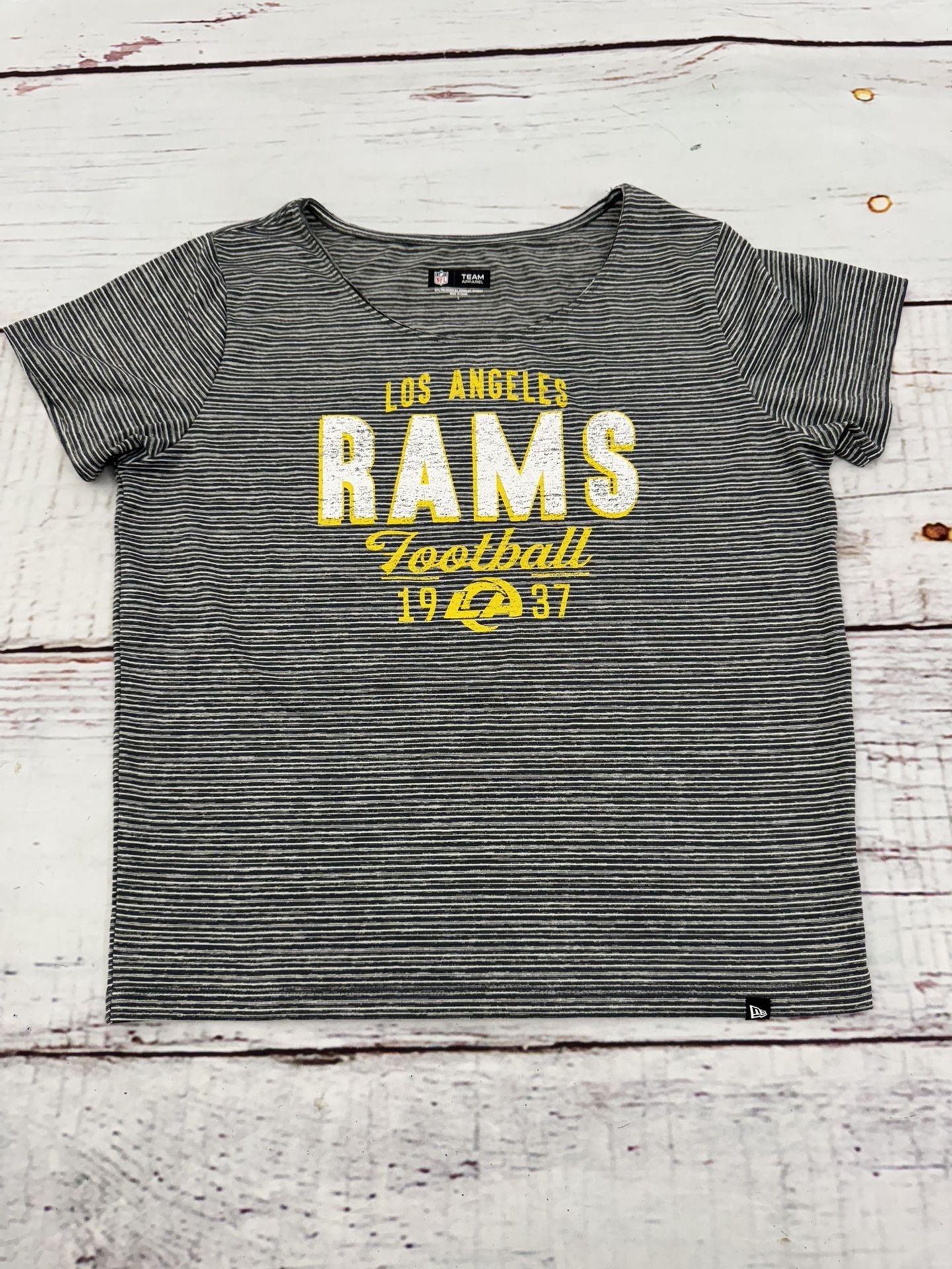NFL team apparel womens Los Angeles Rams football top stripe tee sz Large Shirt